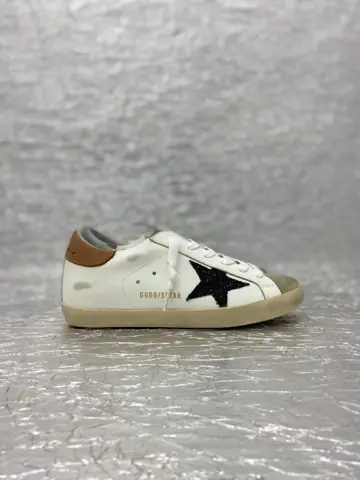 Golden Goose Deluxe Brand Chunky Sneakers [38 styles]