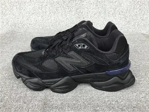 New Balance 9060 Sneakers